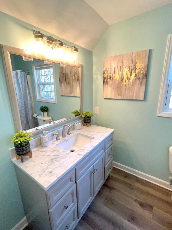 Beautiful, Spacious, Hidden Gem In Heart Of Wilmington Exterior photo